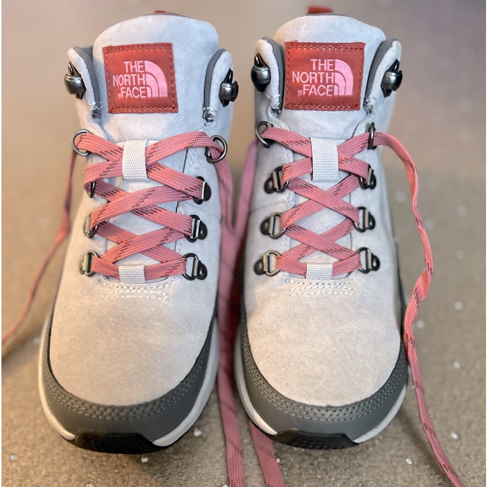 The North Face Women’s Back to Berkeley worn once